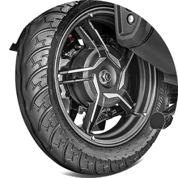 Xoom-Bigger-and-Wider-Tyre